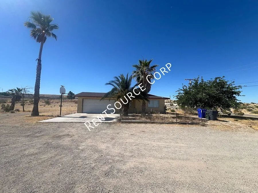 Building Photo - 27333 Mesquite St