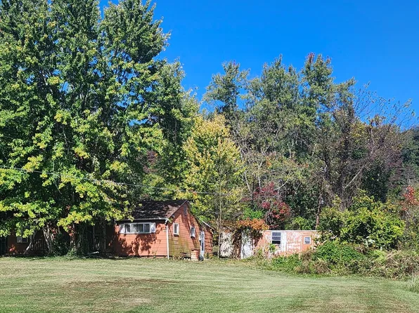 5017 Lucasville Minford Rd, Minford, OH 45653