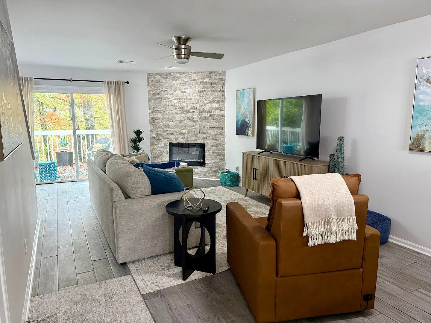 Fully furnished, private 2-story VB Condo! — Photo 4