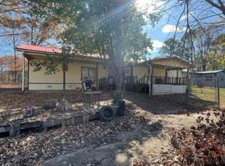 134 Booth Rd, Lexington, TN 38351