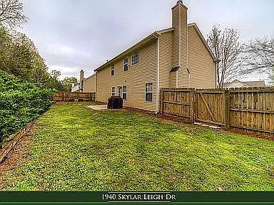 2nd image of 1940 Skylar Leigh Dr