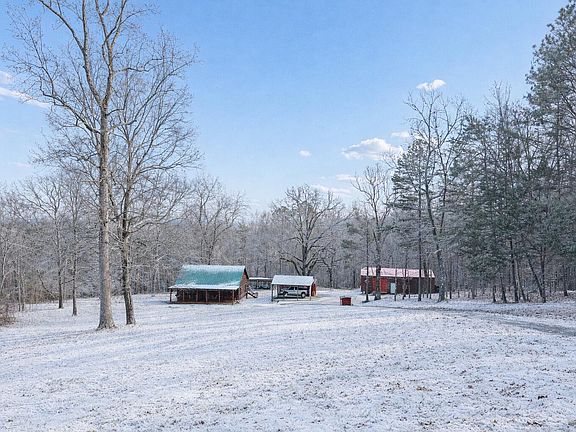 3rd image of 6541 Anderson Acres Dr
