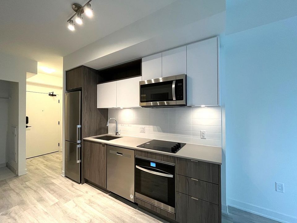 100 Dalhousie St #11, Toronto, ON M5B 2A6 | Zillow