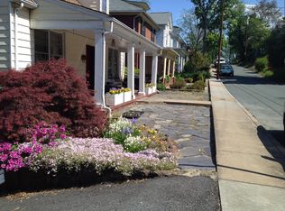 400 Altamont St, Charlottesville, VA 22902