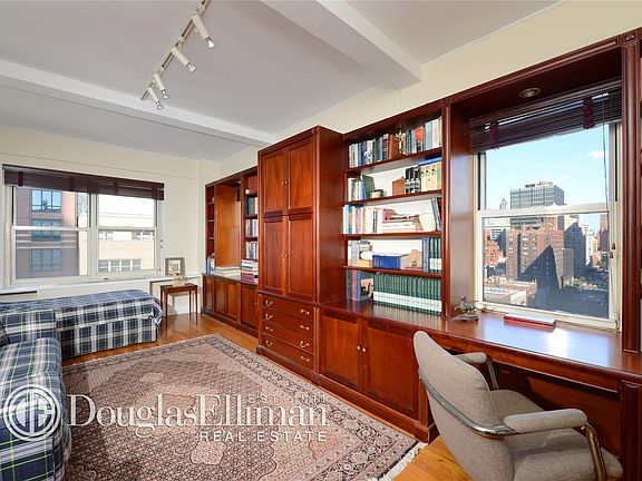 5th image of 400 E 52nd St APT 15F
