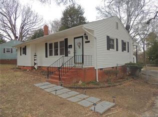 905 Dogwood Dr, Gastonia, NC 28054
