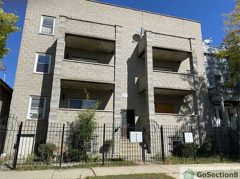 1st image of 3856 W Lexington St #3