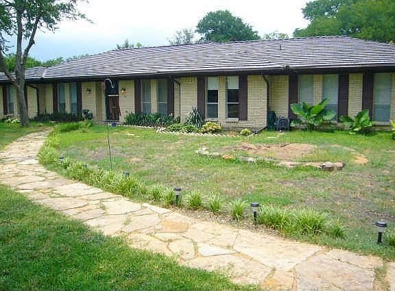 2nd image of 143 Skyline Dr