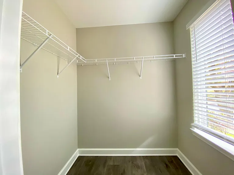 1033 Seasons Pkwy #1033 — Photo 19
