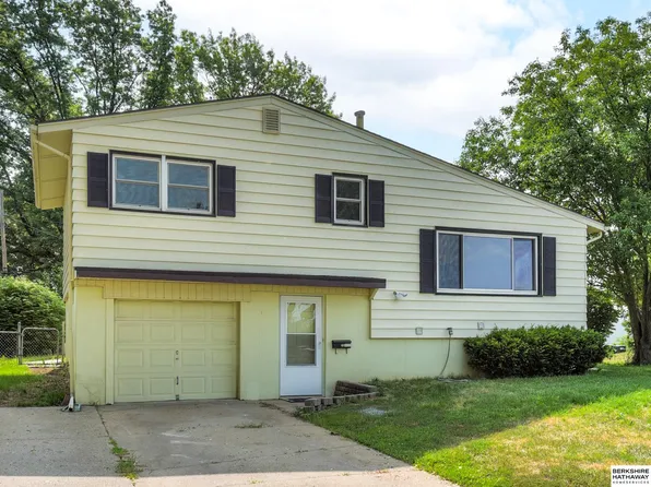 5405 N 69th Ave, Omaha, NE 68104