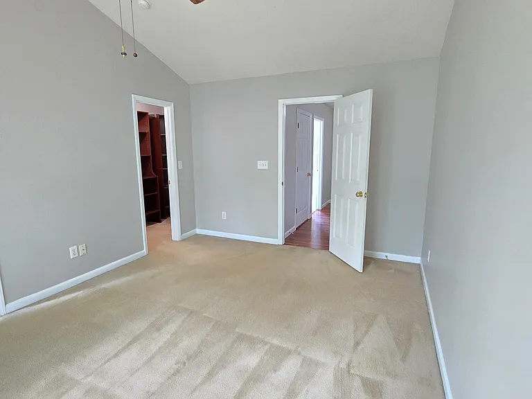 2008 Metacomet Way — Photo 17