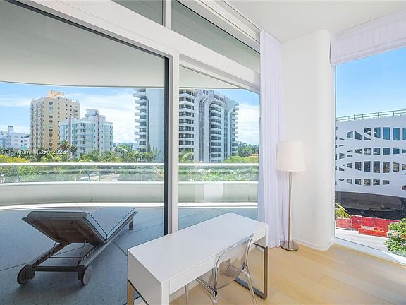 4th image of 3315 Collins Ave APT 4D