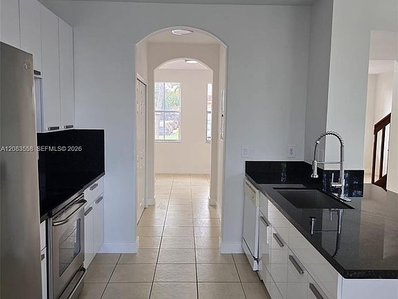 4th image of 10824 SW 240th Ln