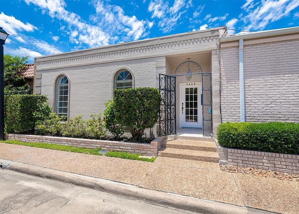 Welcome Home!  9404 Stonehouse Lane Houston Texas 77025