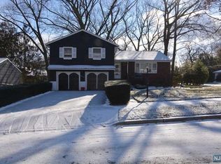 34-04 Barbara Pl, Fair Lawn, NJ 07410