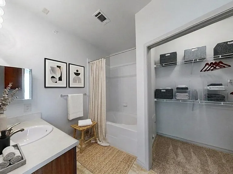 Carmel Canyon Apartments — Photo 47