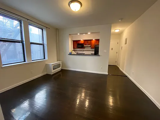 Rented by Oxford Property Group | media 25