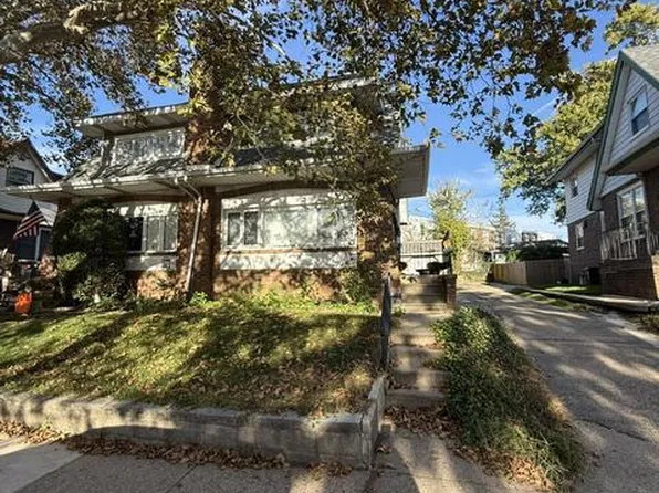6827 Martins Mill Rd, Philadelphia, PA 19111
