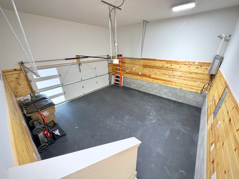 6462 Thunderbird Dr — Photo 42