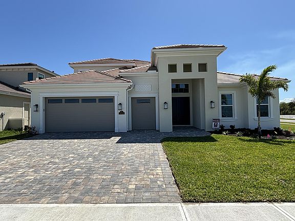 4th image of 2645 Pelagornis Dr