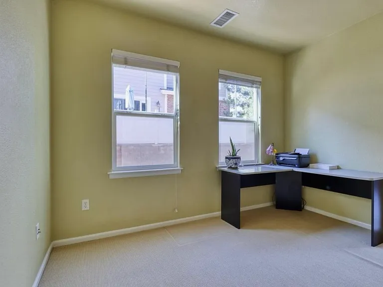 234 Whitehaven Cir — Photo 11