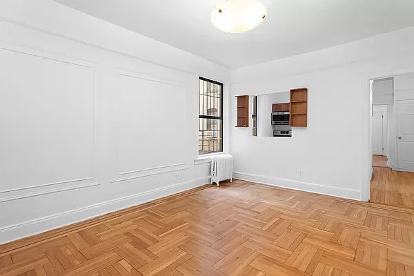 1st image of 452 Park Pl APT 1E