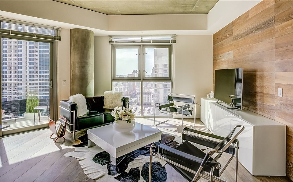 1st image of 801 Ash St Unit 1403