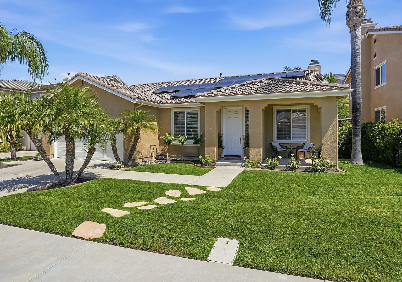 Absolutely Stunning Single Story in Tesoro! — Photo 2