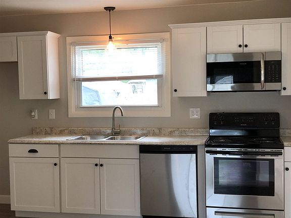 2nd image of 2919 S Broadway St
