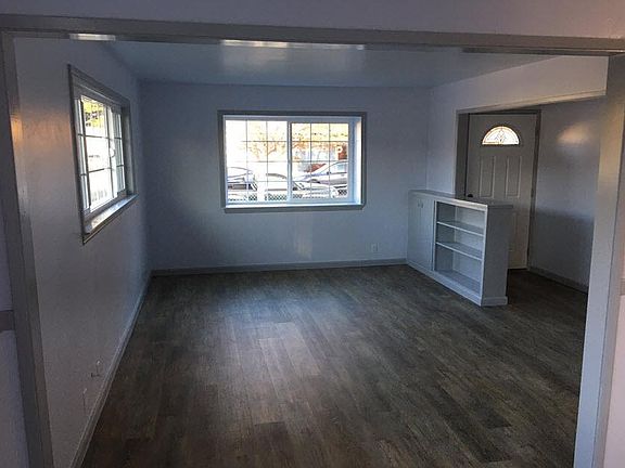 2nd image of 1029 Jones Ct #1