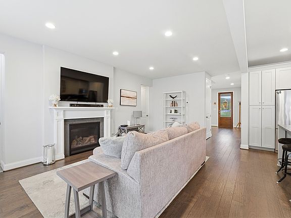 4th image of 1502 Orion Rd