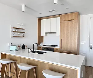 Rented by R New York