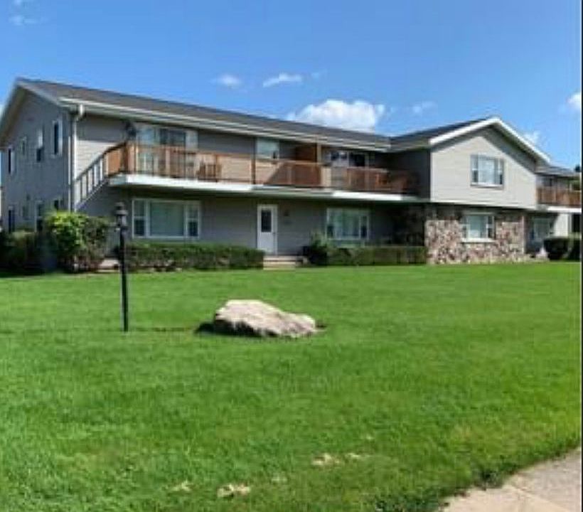 1st image of 1024 Hunt Ave #0