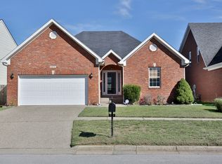 8013 Grandmeadow Ln, Louisville, KY 40258
