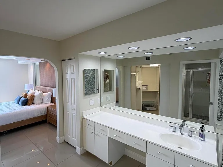 3530 Mystic Pointe Dr #2303 — Photo 20