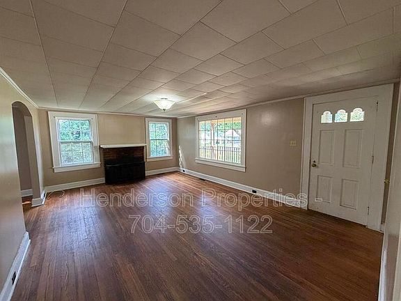 2nd image of 638 Salisbury Rd