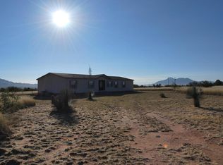 6143 S Grasshopper Ln, Hereford, AZ 85615