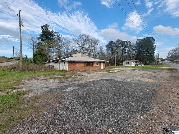 4th image of 607 W Point St