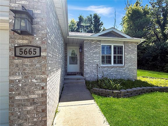 3rd image of 5665 Timber Lake Rd
