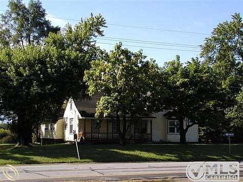 13880 Highland Rd (2).JPG