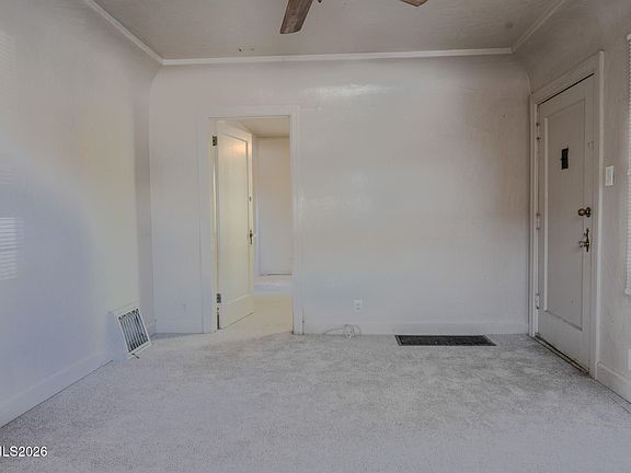 4th image of 963 S Center St