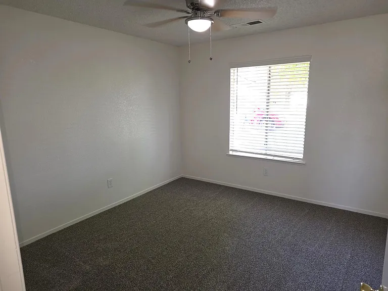 4951 E Fillmore Ave — Photo 7