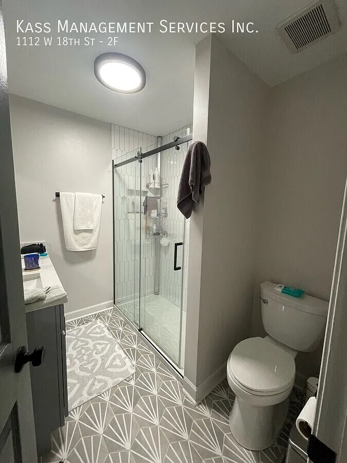 Beautiful 2bd apartment in Pilsen — Photo 4