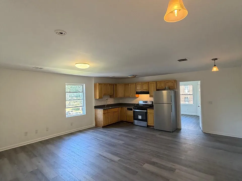 428-430 Jefferson Ave #3B