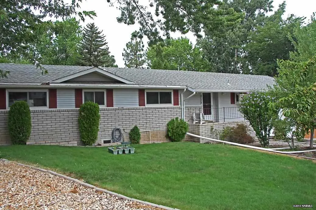 2175 Hunter Lake Dr photo 1