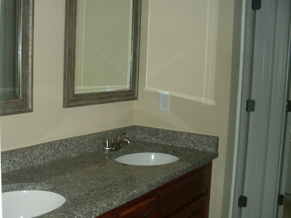 2nd image of 917 Sequoyah R