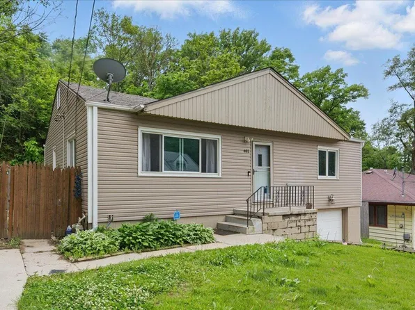 481 Houston Ave, Council Bluffs, IA 51503