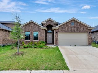 9105 Fescue Dr, Fort Worth, TX 76179