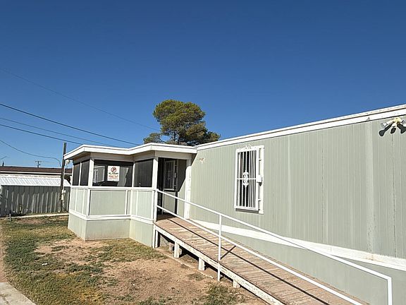 3rd image of 5835 Sun Court Cir