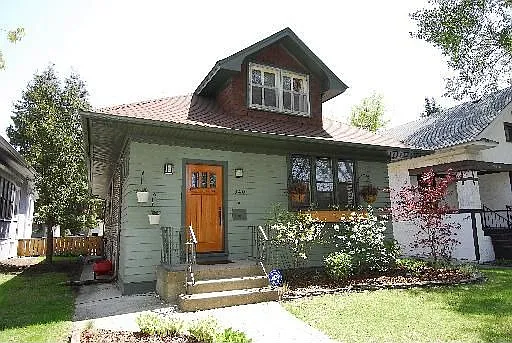 940 N Taylor Ave photo 1